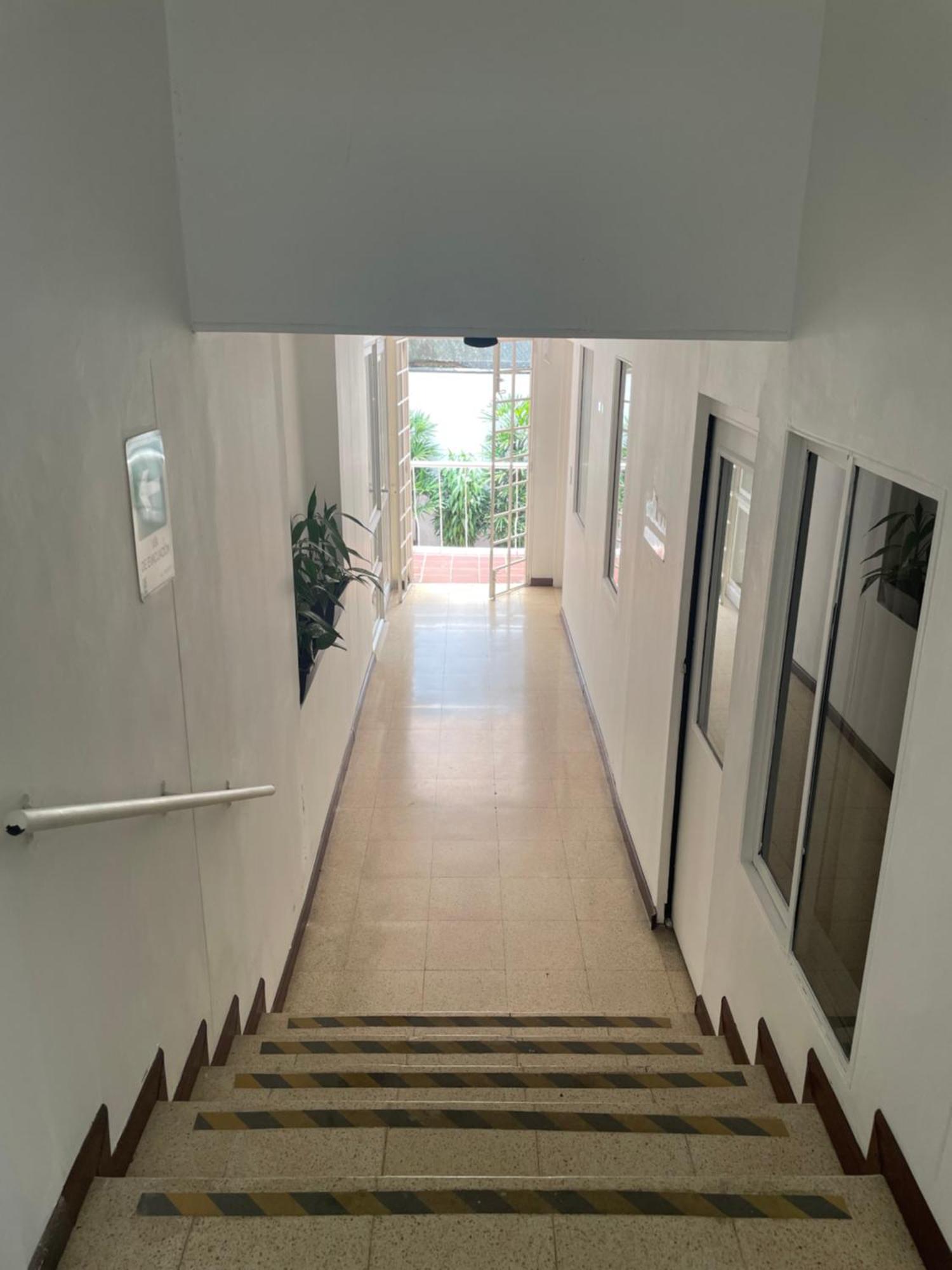 Hostal Lleras Calle 8 Medellin Bagian luar foto