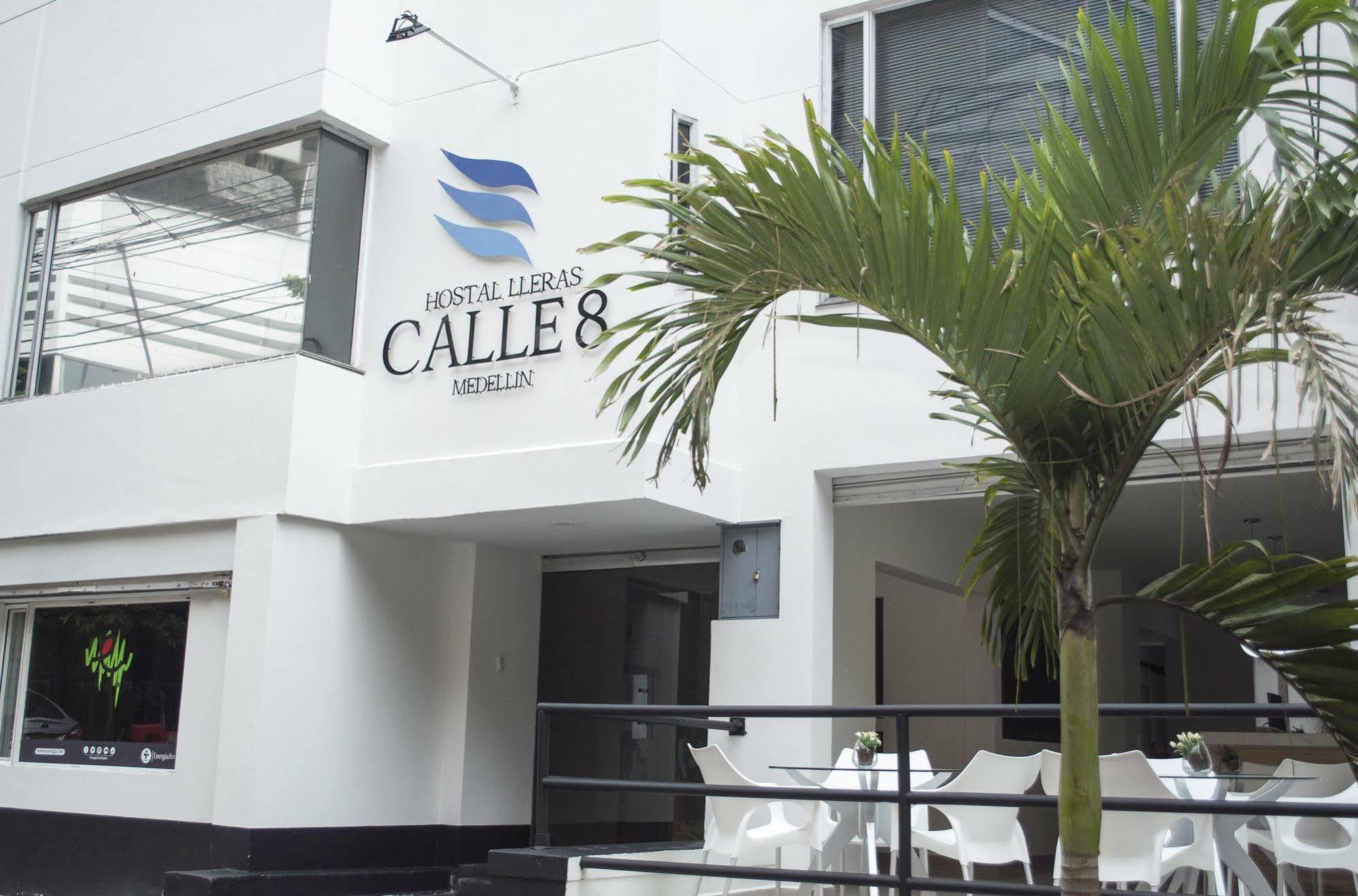 Hostal Lleras Calle 8 Medellin Bagian luar foto